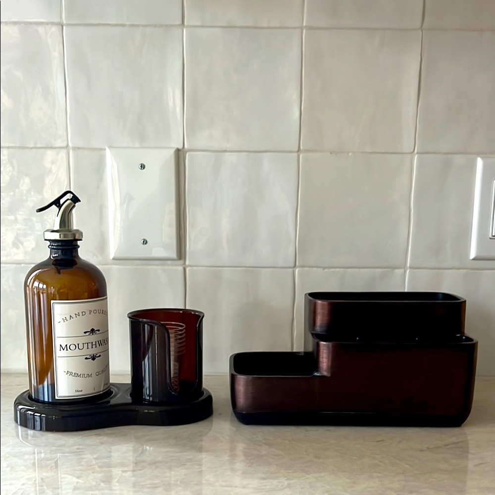 Bronze bathroom organizer mouthwash and toothbrush set